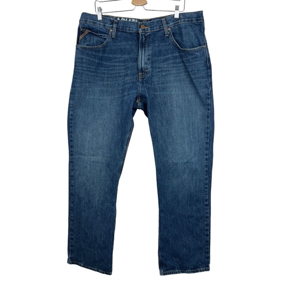 Ariat Blue M2 Traditional Relaxed Fit Boot Cut Denim Jean Pants Men's Sz 38 / 32